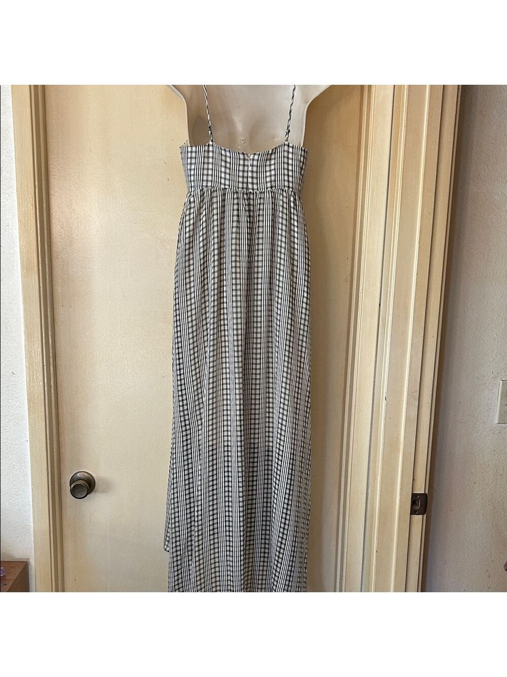 Calvin Klein Black and White Plaid Maxi Dress size 0 - Picture 5 of 11